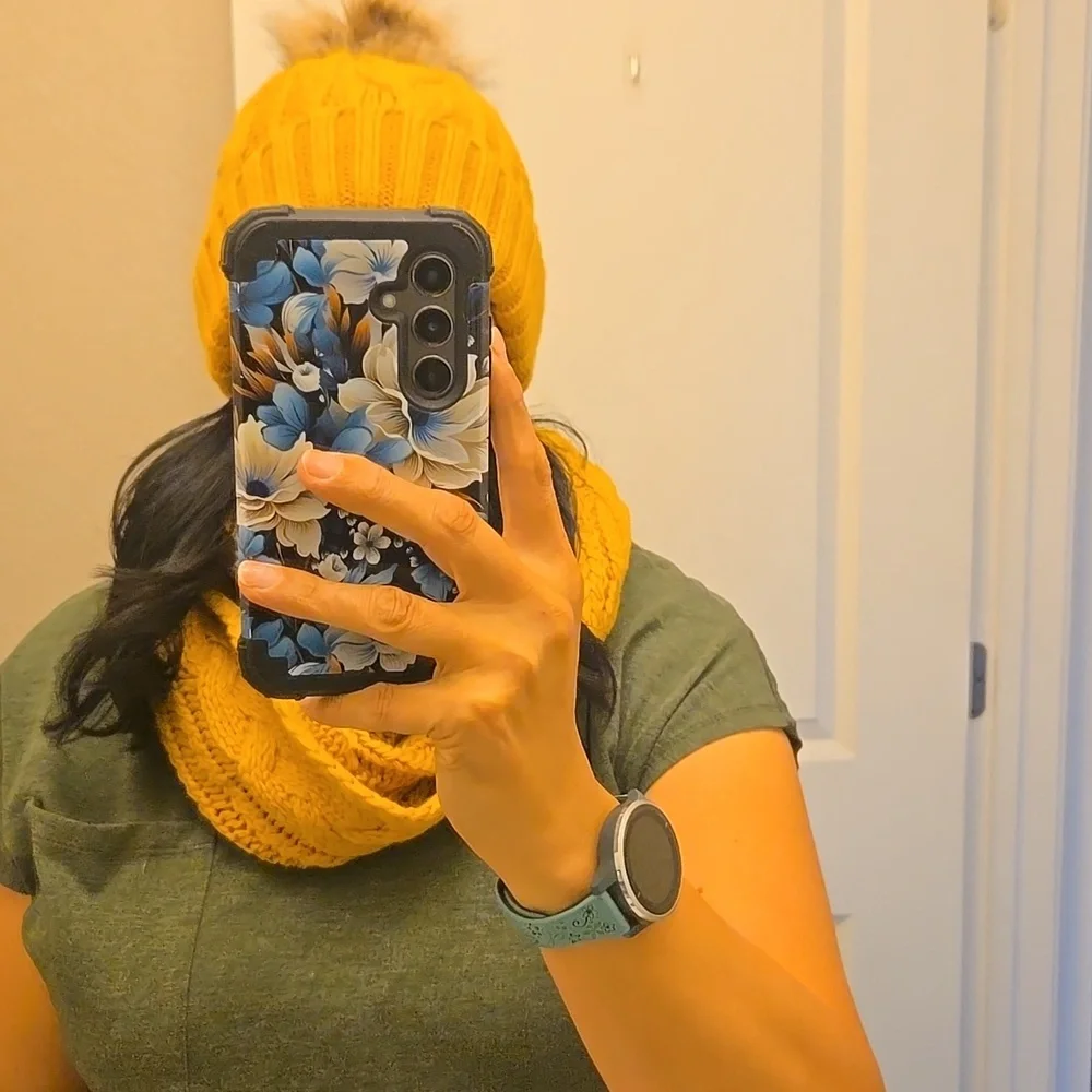 Aeropostale Mustard Knit Hat and Scarf Set